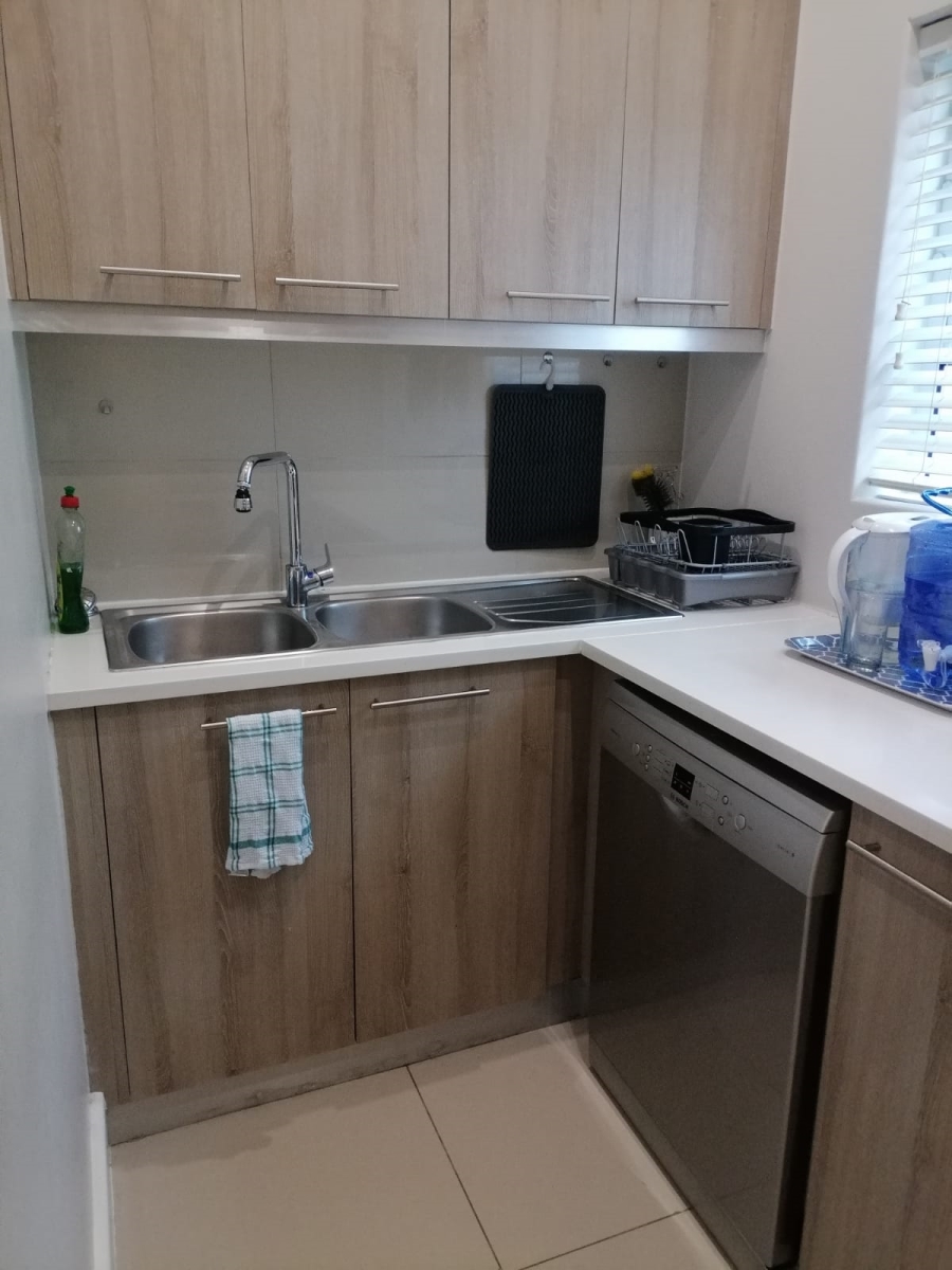 3 Bedroom Property for Sale in Heldervue Western Cape